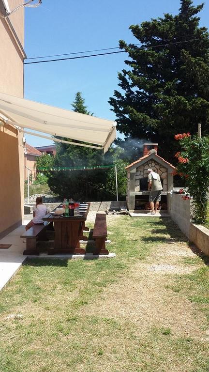 Ferienwohnung Njofra Banj Exterior foto