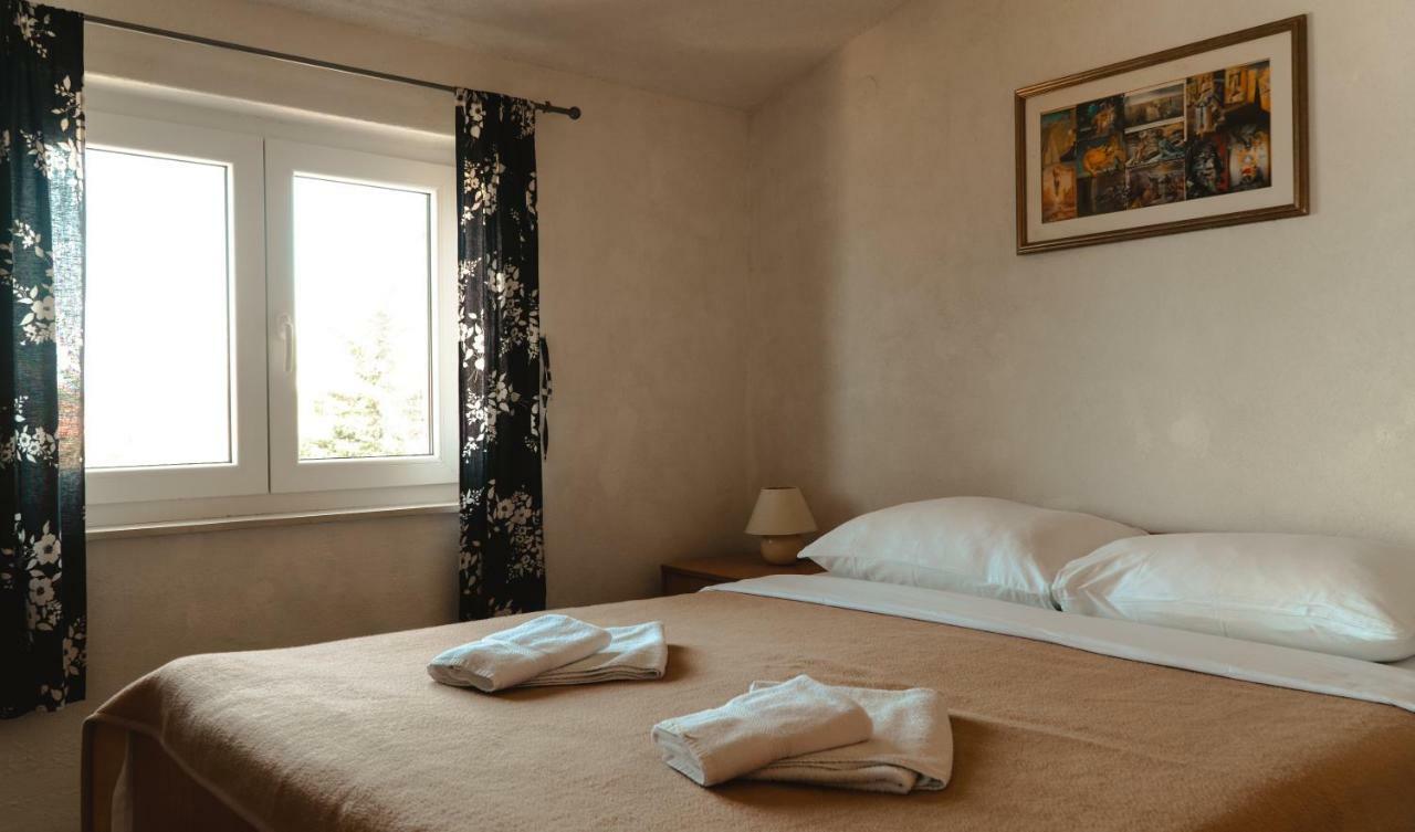 Ferienwohnung Njofra Banj Exterior foto