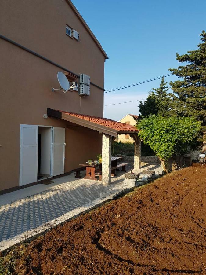 Ferienwohnung Njofra Banj Exterior foto